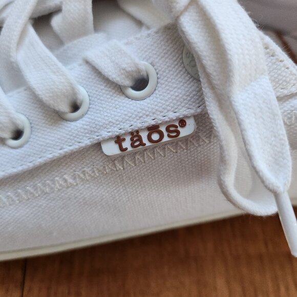Taos sneakers - white - size 9 - Picture 5 of 8